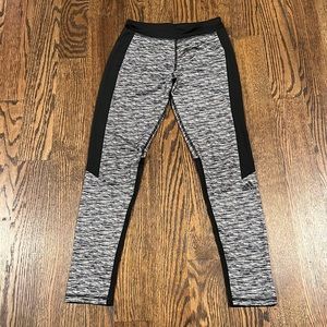 Adidas leggings size M (10/12)